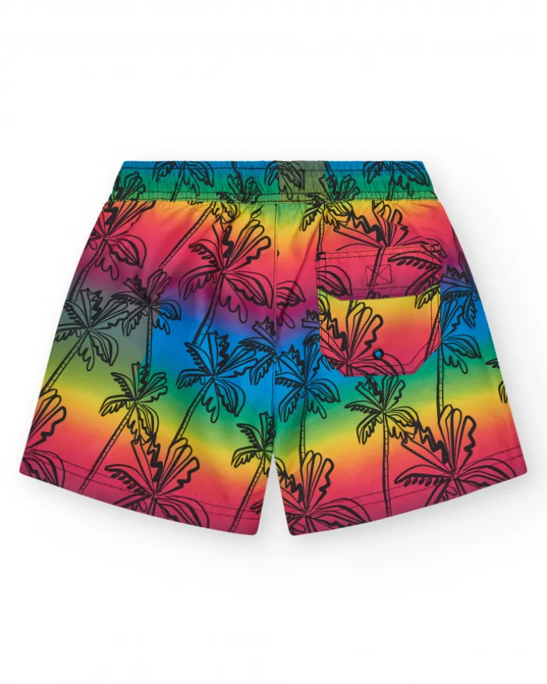 Bañador para niño multicolor con estampado de palmeras y cintura ajustable.