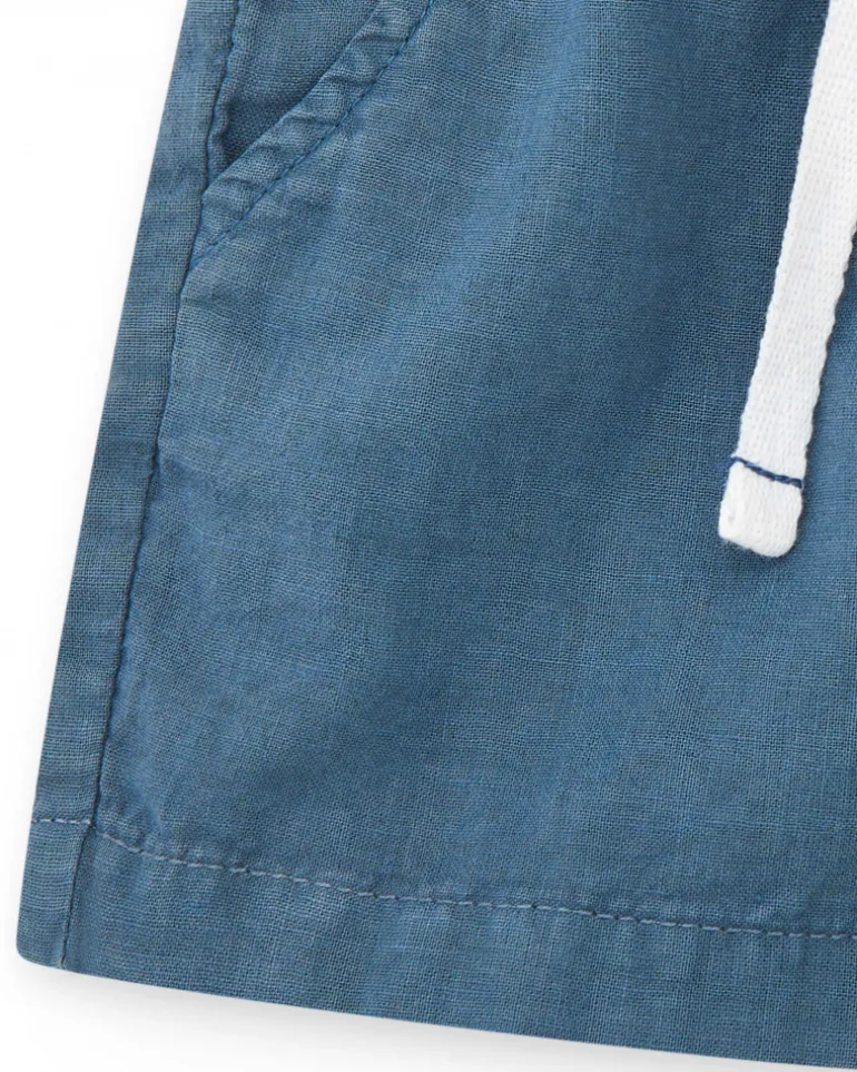 Bermuda para niño en azul con cintura ajustable y bolsillos
