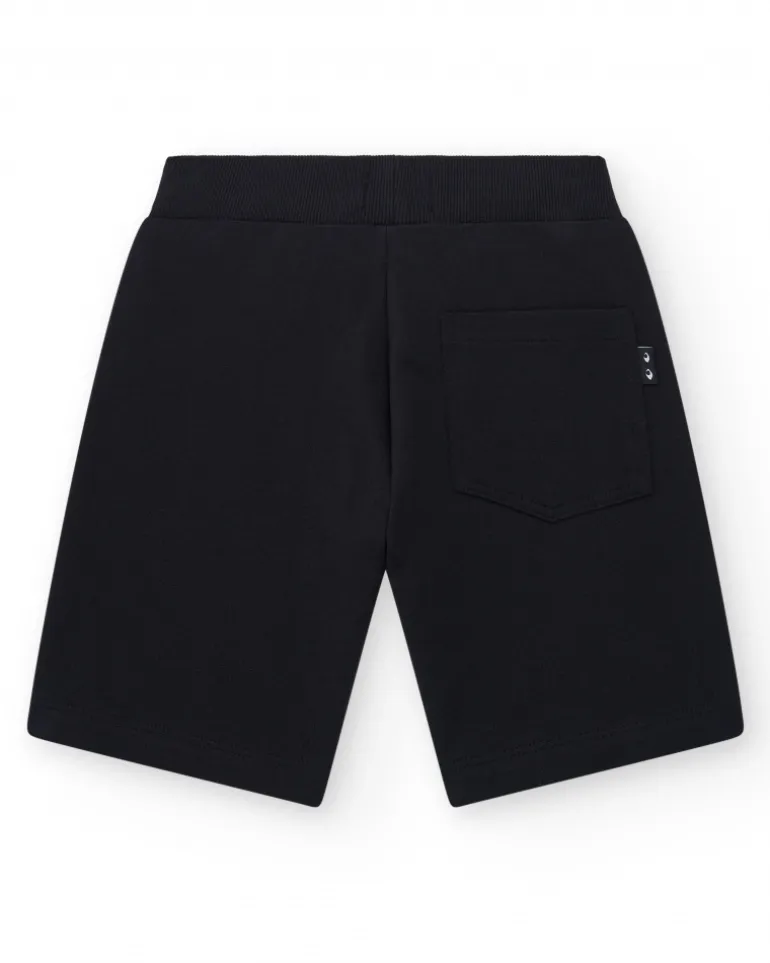 Bermudas para niño color negro con cintura ajustable y bolsillos