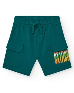 Bermudas para niño color verde con cintura elástica y bolsillos laterales