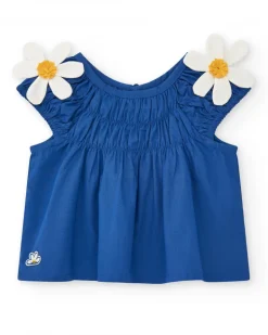 Camisa para niña en azul con flores y fruncido