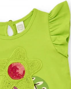 Camiseta verde para niña con volantes y flor de crochet