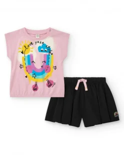 Conjunto para niña con blusa rosa y short negro plisado
