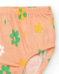 Conjunto para niña con blusa salmón y braguita amarilla con bordados
