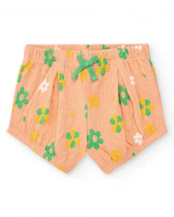 Conjunto para niña con camiseta amarilla y pantalón corto rosa de flores