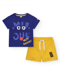 Conjunto para niño con camiseta azul y pantalón corto amarillo
