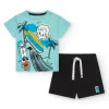 Conjunto para niño con camiseta azul y short negro