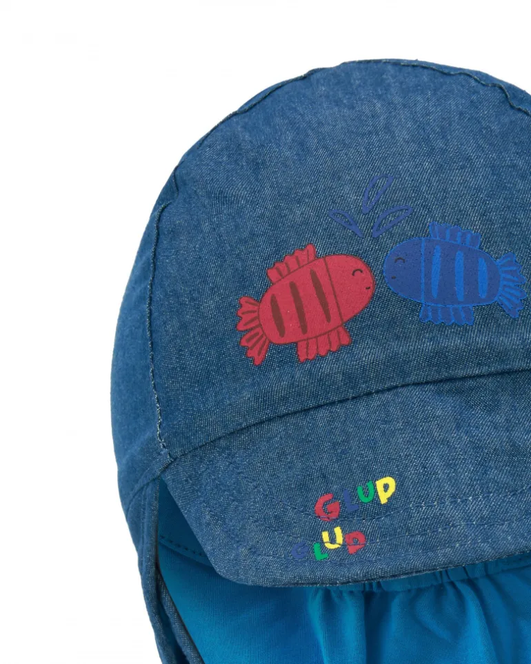 Gorro para niño con estampado de peces en rojo y azul