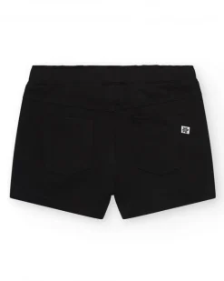 Pantalón corto para niña en negro con cintura elástica y bolsillos