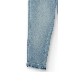 Pantalón denim niño en azul claro con estampado gráfico colección Amazing