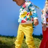 Pantalón felpa niño en amarillo con detalle gráfico divertido Happy Garden