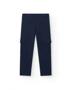 Pantalón para niño en negro con cintura elástica y bolsillos laterales