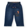 Pantalón vaquero jogger para niño en azul con estampado de rayo colección Super Natural